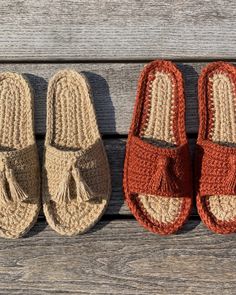 Crochet Jute, Diy Slippers, Ju Ju, Womens Crochet Patterns, Handmade Slippers, Tutorial Crochet, Pattern Steps, Crochet For Home, Knitted Slippers