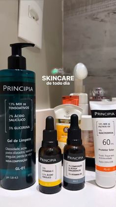 #skincare #beleza #instagram #girls Instagram Girls, Anti Acne, Beautiful Skin, Glow Up?, Oily Skin, Beauty Routines, Skincare Routine, Care Products, Skin Care Tips