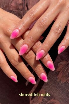 summer nails nail idea summer 2024 aura nail design art cute Pink Nail With Chrome, Cute Airbrush Nails, Pink And White Airbrush Nails, Aura Nails Light Pink, Aura Valentine Nails, Pink Nails Airbrush, Airbrush Pink Nails, Blended Nails Designs, Airbrush Valentine Nails