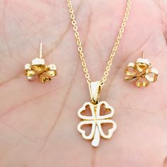 Material: 18k Gold Filled -Necklace Charm Size: 15.5 X 12mm -Stud Width: 10mm -Perfect For All Time. -High-Quality Set! Four-Leaf Clover Stem Is Of Silver Color. Clover Leaf Jewelry, Lucky Four Leaf Clover, Clover Jewelry, Luck Charm, Clover Necklace, Four Leaves, Leaf Jewelry, Luck Charms, Necklace Charm