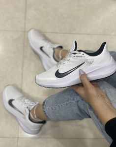 نایکی زوم وینفلو 7 || Nike Zoom Winflo 7 (کد 195)