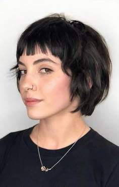 Choppy Bob Hairstyles With Bangs Fringes, Shag Bob Thick Hair, Layered Pixie Haircuts With Bangs, Short Shullet, Italian Bob Haircut With Bangs, Short Hair With Short Bangs, Short Shaggy Bob With Bangs, Shag Short Hair, French Pixie Haircut