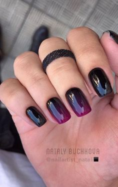 Trendy Halloween Nails, Halloween Nail Colors, Burgundy Nail Art, Halloween Nails Diy, Cute Halloween Nails, Short Gel Nails, Purple Nail, Burgundy Nails, Nails 2020