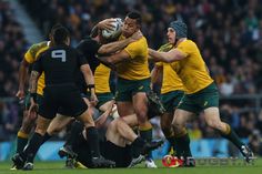 All Blacks, vittoria numero 18 e record. Australia battuta 37-10. Ad Auckland di Wallabies resistono un'ora. Da manuale i contrattacchi su turnover ball All Blacks, Rugby Union, Soccer Ball, Auckland, Soccer, Australia, Black