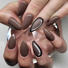 Matte On Short Stiletto Nails * 34 Short Stiletto Nails Trendy Ideas * See more ideas on our blog!! #naildesignsjournal #nails #nailart #naildesigns #frenchnails #coffinnails #almondnails #ombrenails #gelnailcolors #gelnails #acrylicnails #nailpolish #pinknails #stilettonails #shortstilettonails Nails Stiletto Short, Almond Nail Shapes, Stiletto Nails Ideas, Short Stiletto Nails, Stiletto Nails Short, Short Stiletto, Nails Stiletto