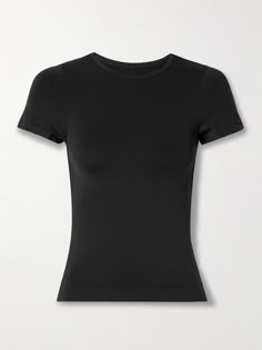 SKIMS' pieces are designed to fit comfortably and look nice on every body. This 'Soft Smoothing Seamless' T-shirt is made from stretch-jersey that molds to your figure and has a classic crew neck. Skims Soft Smoothing T Shirt, Tight Black Shirt, Volleyball Essentials, Black Fitted Shirt, Mall Outfit, Fancy Fits, Black Shirts, Floral Dresses Short, T Shirt Png