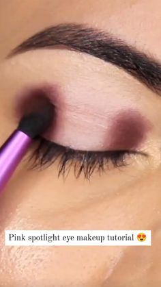 Pink Halo Eye Makeup, Color Pop Eyeshadow Looks, Spotlight Eye Makeup, Glittery Eye Makeup, Quick Makeup Tutorial, Halo Eye Makeup, Budget Makeup, Natural Eye Makeup Tutorial, Eyeshadow Ideas