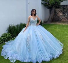 Step into a world of grace and grandeur with this enchanting Sky Blue Off-the-Shoulder Quinceanera Dress. The exquisite ball gown silhouette exudes royal elegance, while the sweeping chapel train ensures a dramatic and unforgettable entrance. The romantic off-the-shoulder neckline highlights your shoulders and neckline, adding a touch of timeless sophistication. It is crafted from soft tulle fabric and is adorned with intricate lace appliques and sparkling beadings, creating a stunning blend of