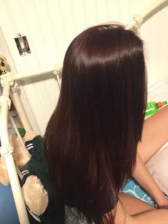 Dark Brown Hint Of Red Hair, Red Dark Brown Hair Color, Dark Brown Hair With Hint Of Red, Brown Hair With A Hint Of Red, Healthy Hair Color Ideas, Dark Red Brunette Hair, Dark Auburn Hair Color Brown, Blackish Red Hair, Dark Brown Auburn Hair