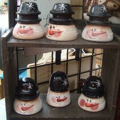 some kind of shelf with many different hats on it