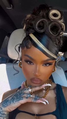 Black And Red Updo, Up Do Hairstyles Natural Hair, 21st Birthday Wig Hairstyles, 90s Pin Curl Updo, Barbie Prom Hair, Wig Updo Styles, Half Up Half Down Chopsticks, Pin Up Wig Hairstyles For Black Women, Formal Wig Hairstyles