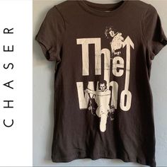 Chaser The Who Concert Series Vintage Fashion Tee Spotlights The Classic Rock Bands Logo, Surrounded By The Groups Co-Founders And Only Remaining Original Members. Singer Roger Daltrey And Guitarist Pete Townsend. The Who Are Considered One Of The Most Influential In Rock N Roll History, Selling Over 100 Million Copies Of Their Albums, Since Their 1964 Formation, Featuring Crew Neck, Short Sleeves, Washed Out Vintage Black And 100% Cotton. Vintage Rock Band Tees, Vintage Band Tees Outfits, Band Tee Outfits, Pink Floyd Vintage, Vintage Rock Tees, Rock Band Logos, Roger Daltrey, Rock Band Tees, Graphic Band Tees