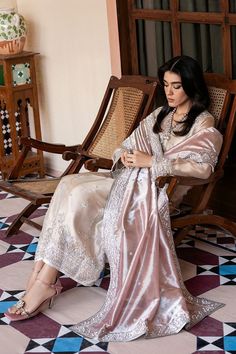 Tissue Dupatta, Classy And Elegant, Beautiful Pakistani Dresses, Desi Clothes, Dress Indian Style