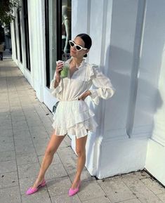 13 Outfits, Miami Outfit, Night Time Outfits, Nighttime Outfits, Vacation Outfit Ideas, Miami Vacation, Red Bandage Dress, White Shirt Outfits, Miami Outfits