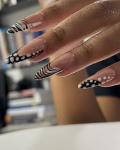 🤍🖤✨🤍🖤 always fun!! #nails #nailart #art #artists #artistsoninstagram #color #gelx #brooklyn #nyc #brooklynnails #black #white #abstract #fy… | Instagram Black Abstract Nail Designs, Black Nails With Simple Design, Abstract Black Nail Art, Black White Abstract Nails, Black Abstract Nails Almond, Black And White Abstract Nails, Pedicures Ideas, Black Glitter Nails, Black And Nude Nails