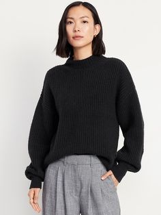 SoSoft Crop Sweater | Old Navy Black Knit Jumper, Black Sweater Outfit, Bulky Sweaters, Basic Essentials, Sweater Outfit, Popular Fashion, Crop Sweater, Cardigan Sweaters For Women, Navy Sweaters