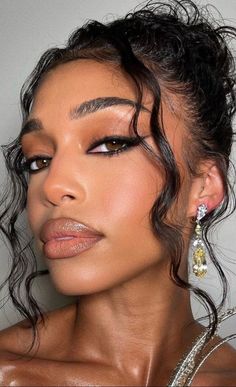 Night Beauty Routine, Sultry Makeup, Brown Girls Makeup, Date Night Makeup, Night Beauty, Brown Skin Makeup, Glam Makeup Look