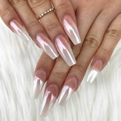 Translucent White Nail Shimmer Pearl Chrome Powder Mirror Effect Glazed AU Ombre Chrome Nails, White Chrome Nails, Faded Nails, Chrome Nail Art, Chrome Nails Designs, White Chrome, Chrome Powder, Shiny Nails, Pearl Nails