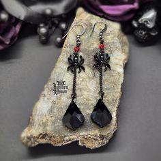 Black Spider Crystal Earrings Earrings Goth, Goth Look, Bracelet And Necklace, Goth Jewelry, Black Spider, Handmade Fashion Jewelry, Matching Bracelet, Necklace Black, Matching Bracelets