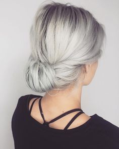 Grey Hair Updos, Hairstyles Ideas For Medium Hair, Hair Tied Back, Simple Elegant Hairstyles, Hairstyles For Round Face, Casual Updo, Easy Updos For Medium Hair, Easy Updo Hairstyles, Easy Updo