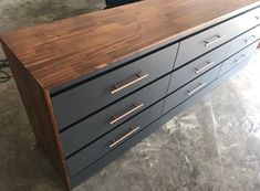 Our goal was to take two MALM chest of drawers and make them look like one, big dresser. After a lot of painting, a new top and sides, it turned out awesome Nordli Ikea, Big Dresser, Dresser Ikea, Malm Chest Of Drawers, Painted Bedroom