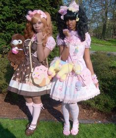 Ott Sweet, Pastel Things, Kawaii Lifestyle, Black Kawaii, Art Models, Harajuku Style, Pastel Fashion