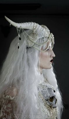 Using Resin, Ange Demon, Queen Costume, Fantasy Photography, Mötley Crüe, Turbans, White Hair