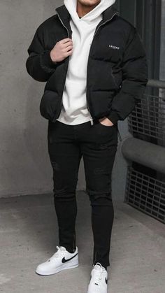 Black Winter Streetwear Shirt, Mens Black Outfit, Black Pants Outfits, Black Pants Outfit Men, Black Outfit Aesthetic, Black Pants Outfit, Outfit Combos, Pants Outfit Men, Winter Outfit Ideas