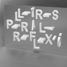 there is a sign that says lirrs peril reflexixi on it