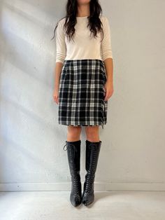 "- Vintage Jones New York plaid mini skirt - 100% wool - Wrap skirt style - Made in Canada - Tagged 12 Waist: 30\" Hip: 21\" Length: 19.5\"" Preppy Short Mini Skirt For Fall, Preppy Mini Length Bottoms For Fall, Classic Skort For Fall, Classic Mini Bottoms For Fall, Classic Mini Skort For Fall, Classic Mini Length Bottoms For Fall, Classic Short Skirt For Fall, Plaid Mini Skirt For Fall, Classic Fall Mini Skort