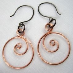 Zen Spiral Hoop Earrings Tutorial Earrings Handmade Tutorial, Jewelry Tutorials Free, Handmade Tutorial, Diy Bijoux, Hoop Earrings Handmade, Wire Jewelry Making, Wire Jewelry Tutorial