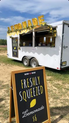 the food truck is selling fresh squeezed lemonade for $ 6 per pound, and it's ready to be delivered