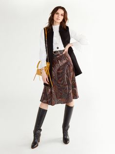 Philae Marine Skirt by Vanessa Bruno - The Perfect Provenance Fall Midi Skirt, Elegant Midi Skirt, Fall Midi, Midi Skirt Fall, Business Casual Fall, Bohemian Chic Fashion, Patterned Skirt, Fall Sweater, Vanessa Bruno