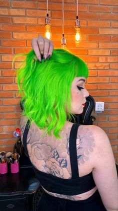 Neon Green And Brown Hair, Green Dyed Hair Short, Black And Neon Green Hair Short, Lime Green And Orange Hair, Neon Green Hair Color, Bright Green Hair, Neon Green Roots Black Hair, Black Hair Bangs, Split Dyed Hair Neon Green