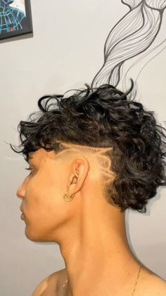 Fade Haircut Designs, Mohawk Hairstyles Men, Dyed Tips, Modern Mullet, Mohawk Hairstyles, Haircut Designs, Hair Stylies