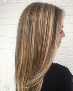 Hair Color Blonde With Lowlights, Blonde With Lowlights, Ideas For Hair Color, Hair Color Blonde Highlights, Hair Highlight, Dark Blonde Hair Color, Hair Color Blonde, Highlights Lowlights, Brunette Hair With Highlights