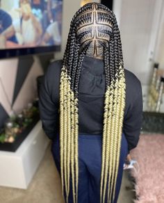 Pop smoke braids Hairstyles Highschool, Stitch Braids Cornrows, Summer Protective Hairstyles, Ghana Braid Styles, The Trend Spotter, Cornrows Styles, Braids Cornrows