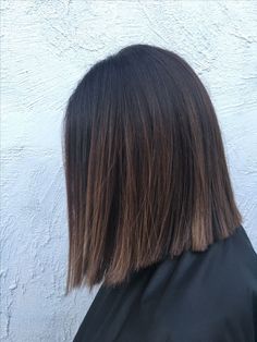 Black Short Hair Balayage, Balayage For Dark Brown Hair Short Straight, Black To Brown Ombre Hair Short, Short Bob Dark Brown Hair, Short Black Hair Highlights, Short Hair Ombre Balayage, Hair Color On Short Hair, Short Black Hair With Highlights