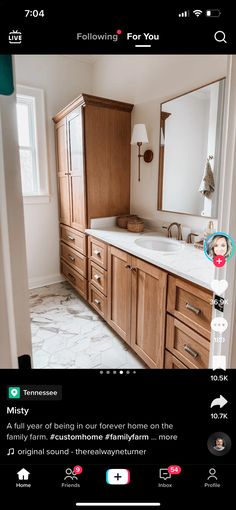 the bathroom is clean and ready to be used for someone's new family time