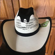 Size Large Has An Adjustable Band Inside So I Can Fit Several Head Sizes White Western Style Panama Hat For Outdoor, White Country Style Panama Hat For Outdoor, Country Style White Panama Hat For Outdoor, White Casual Panama Hat For Outdoor, Casual White Panama Hat For Outdoor, White Country Style Hat For Outdoor, White Country Style Fedora For Outdoor, White Country Style Outdoor Hat, White Panama Hat With Curved Brim For Outdoor