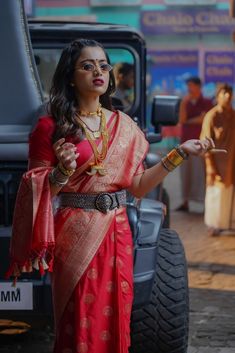 rashmika mandanna Rashmika Mandana Saree Pics, Rashmika Mandana Saree, Rashmika Mandanna Saree, Animal Movie, Full Hand Mehndi, Saree Jewellery, Rashmika Mandanna, Full Hand Mehndi Designs, Hand Mehndi