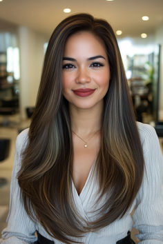 Long straight hairstyle with a sleek and shiny finish. Bridal Straight Hair, Straight Hair Hairstyles, Hairstyles For Straight Hair, Straight Hairstyle, Amazing Hairstyles, Open Hairstyles, Sleek Hairstyles, Next Fashion