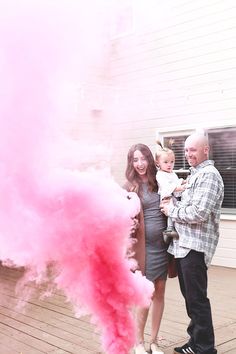 Gorgeous photos from our smoke bomb gender reveal. smoke bomb gender reveals are such a fun and unique way to find out what you're having. Gender Reveal Food, Work Decor, Bun In The Oven, Gender Reveals, Gender Reveal Party Decorations, Baby Reveal, Reveal Party, Boy Mom, Reveal Parties