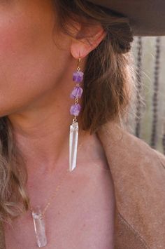 Raw Amethyst Earrings, Crystal Jewelry Design, Be A Light, Amethyst Quartz Crystal, Metal Drop, Raw Crystal Jewelry, Raw Quartz, Raw Amethyst, Earrings Inspiration