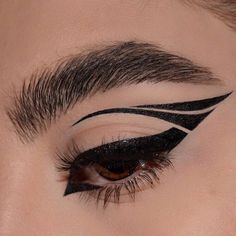 Vampire Bride, Precisely My Brow Pencil, Social Service, Punk Makeup, Makeup Drawing, Make Up Inspiration, Smink Inspiration