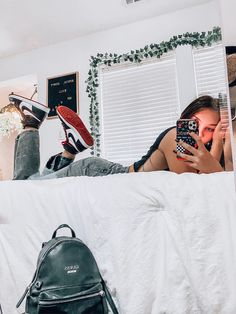 Jordan 1 chain top mirror selfie bed selfie guess backpack picture inspo Chain Top Outfit, Jordan 1 Bloodline, Guess Backpack, Chain Top, Top Outfit, Jordan 1, Jordan, Mirror Selfie, Mirror