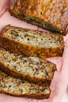 Paula Deen's Banana Nut Bread is made with flour, baking soda, salt, sugar, vegetable oil, eggs, vanilla extract, ripe bananas, and walnuts. This easy banana nut bread recipe creates a delicious dessert that takes about 55 minutes to prepare and can serve up to 10 people. Banana Nut Bread Recipe Moist, Easy Banana Nut Bread Recipe, Banana Nut Recipes, Pozole Recipe Pork, Banana Bread 3 Ingredient, Easy Banana Nut Bread, Recipe Banana Bread, Pecan Desserts Recipes