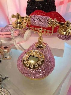 Pink Telephone, Princess Bedrooms, Classic Phones, Glitter Rosa, Collage Wall, Bratz Doll, Tickled Pink