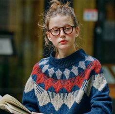 Yoke Pattern, Book English, Knot Sweater, 얼굴 드로잉, 일본 패션, Cute Glasses, Knitted Wit, Stockinette Stitch, Pattern Sweater