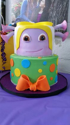 there is a cake that looks like a cartoon character